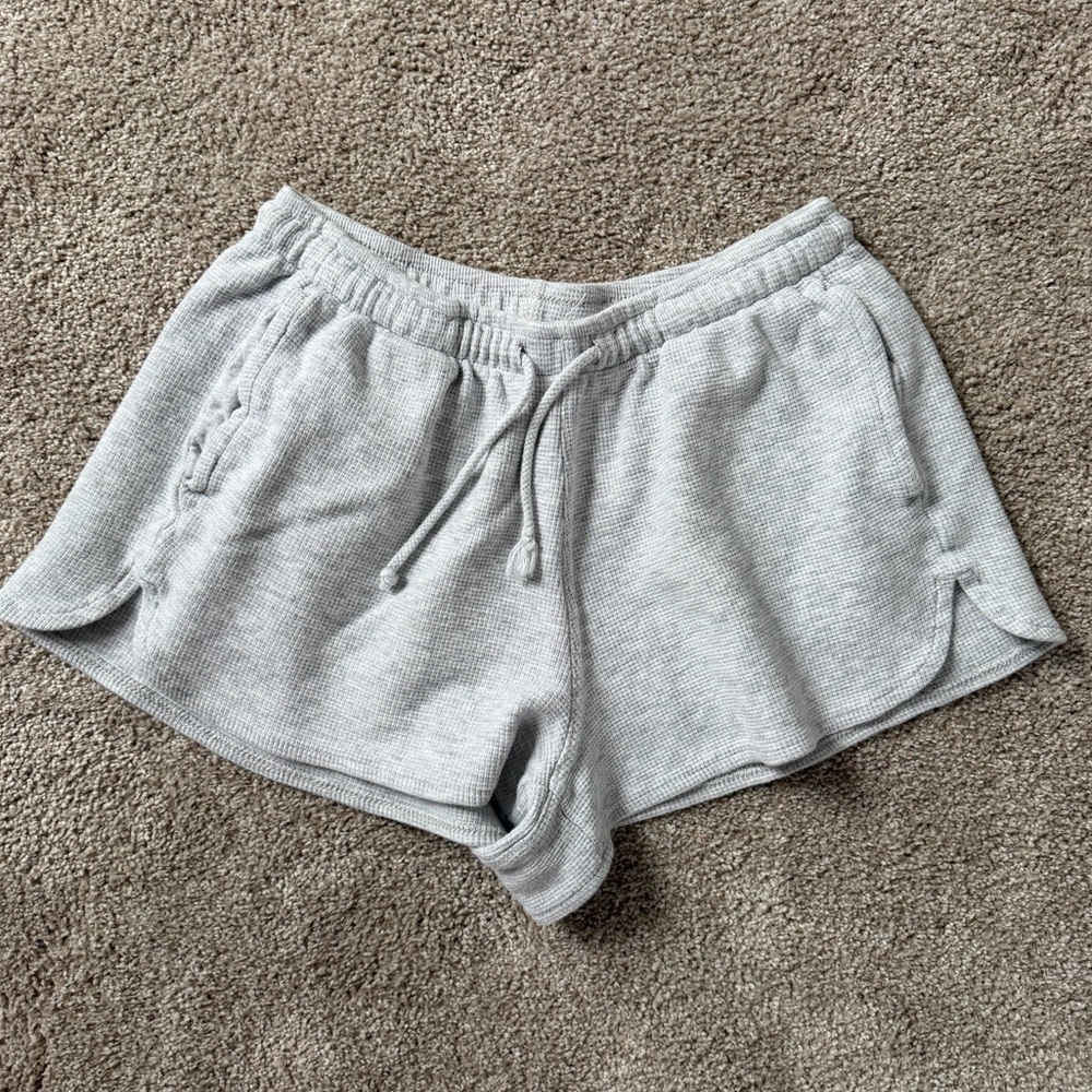 Brandy Melville shorts